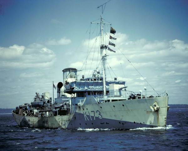 HMCS Weyburn (K 173)