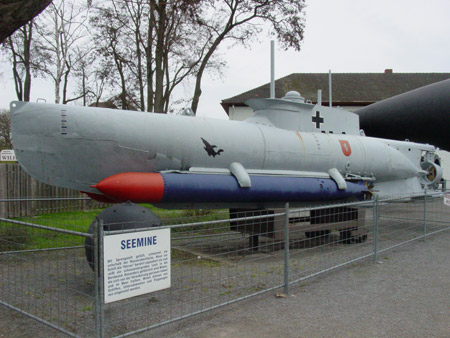 German midget submarine